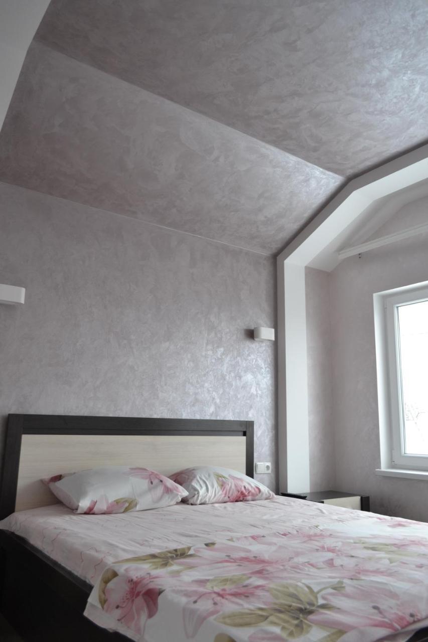 Royal House Villa Kamyanets-Podilski Dış mekan fotoğraf