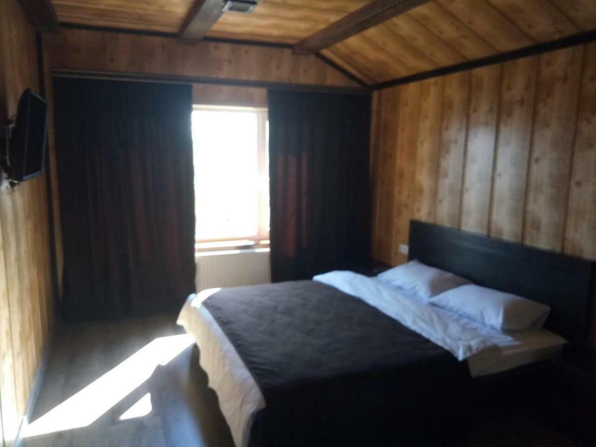 Royal House Villa Kamyanets-Podilski Dış mekan fotoğraf